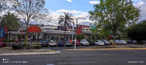 ร้านค้า, Urbanización El Condado. (Urbanizacion El Condado.) in เอลกอนดาโด