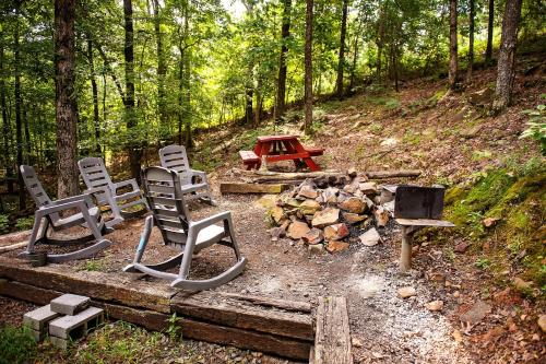 The Americana - Parker Creek Bend Cabins - 편의 시설/서비스
