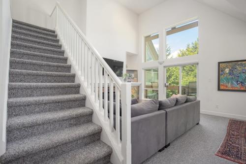 Gorgeous Chalet with Fairway Views by Harmony Whistler, Whistler (fotografie 9)