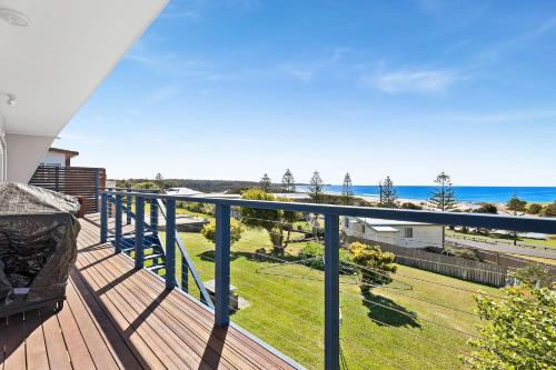 22 Dulling Street Beach House in Dalmeny