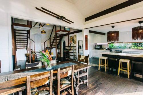 BELLINGEN CONVERTED CHURCH on the river (Pet Friendly) in Fernmount