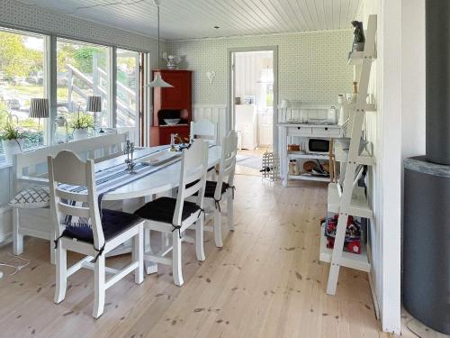 Iekārtas, Spacious Family Cottage in Kyrkesund in Kyrkesund