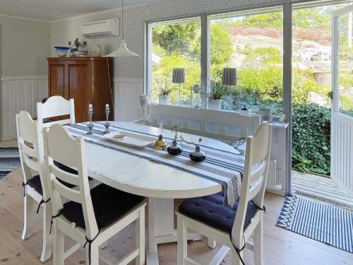 Iekārtas, Spacious Family Cottage in Kyrkesund in Kyrkesund