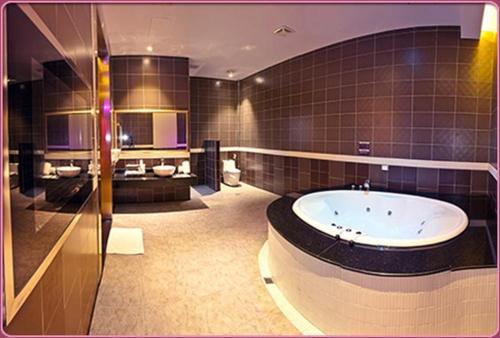 Wind Hotel Nan Tse Branch - 화장실