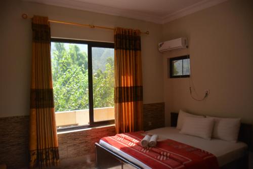 Besham Hilton – Besham, PA