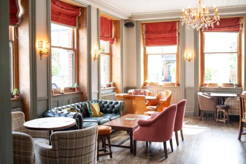 Bar/lounge, Kew Gardens Hotel in Twickenham
