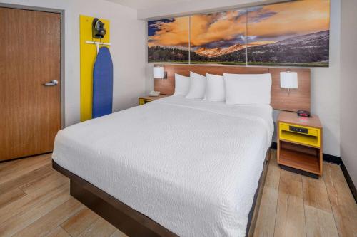 Days Inn & Suites by Wyndham Greeley in Greeley, USA