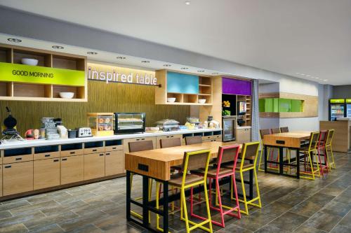 Home2 Suites by Hilton Richmond Glenside - image 4