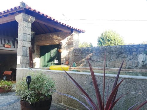 Casa Rústica com Piscina Privada - Perto do Porto (Casa Rustica com Piscina Privada - Perto do Porto) in ลันยิง