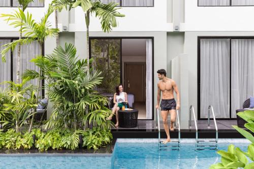 Pool Access, Guest room, 2 Double image 3