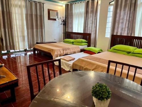 MARIKINA 32 sqm Studio for Transients w WiFi 40 inch TV Parking in Marikina