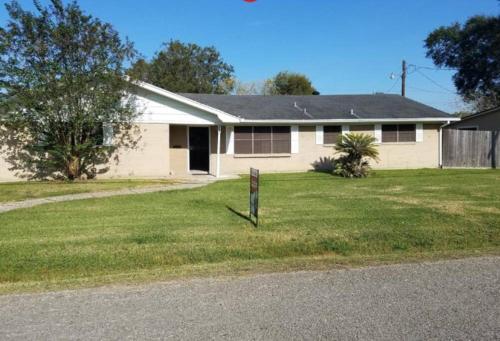 A szálláshely kívülről, Tranquil Getaway near Downtown Nederland Tx in Nederland (Texas)