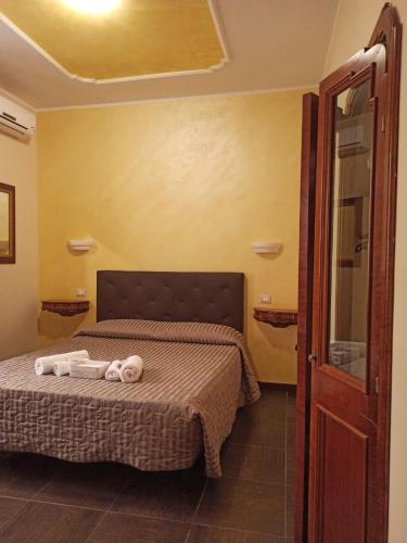 Domina Popolo - image 5