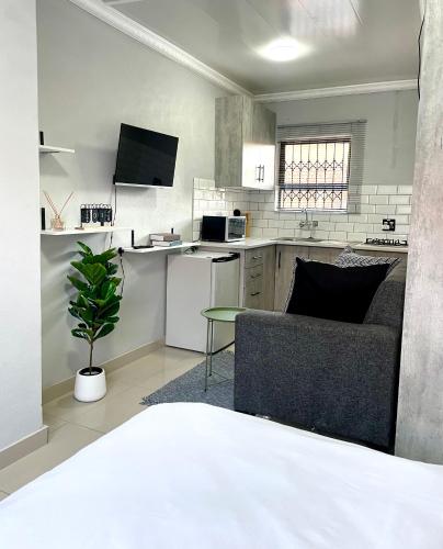 Ivywood loft @ Monarch Studios