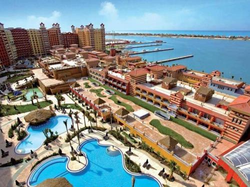 PORTO MARINA TOWERS SEA & POOL VIEW North Coast in El Alamein