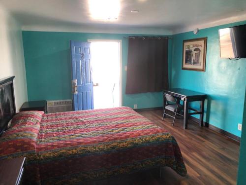 Star Motel – Norwalk, CA