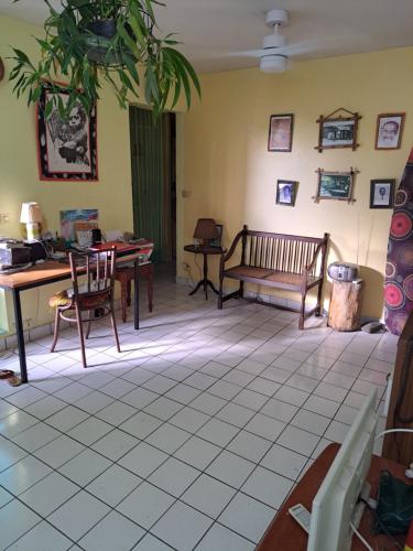 Ruang bersama/area TV, COLOCATION CITE URBAINE in Baimbridge