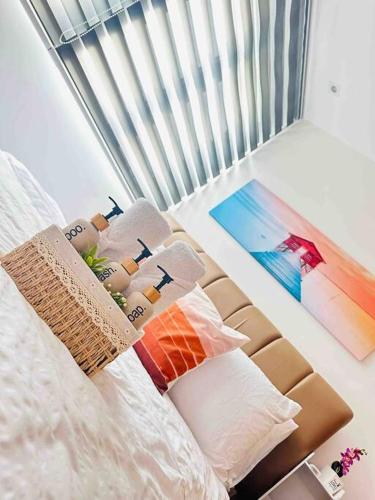Cozy Studio Penthouse I Wi-Fi I Netflix l Pool, Manila