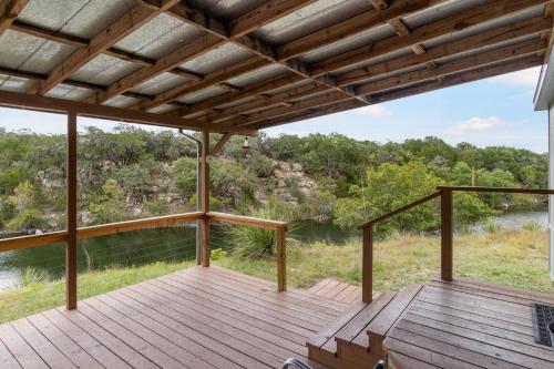 Hondo Creek Hideaway in Tarpley (TX)