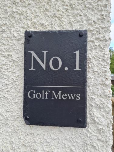 1 Golf Mews