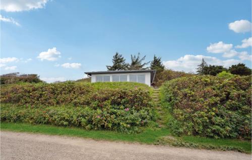 Stunning Home In Esbjerg V With Kitchen