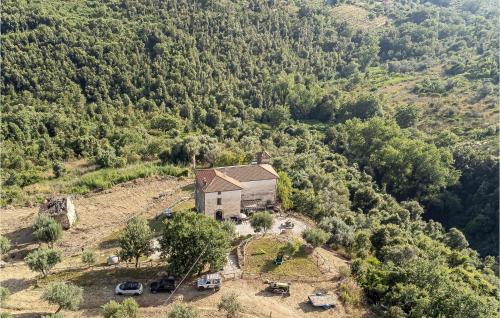 Nice Home In Prignano Cilento With Kitchen