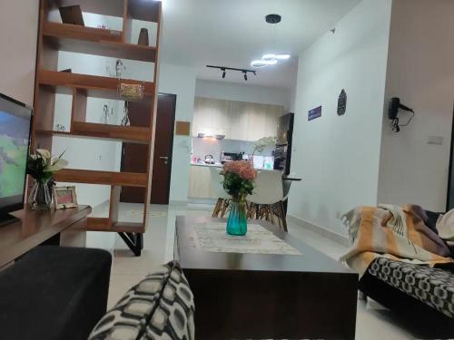 Infinity pool apartment with stunning sunset view - GM Remia Residence Ambang Botanic in Bukit Tinggi