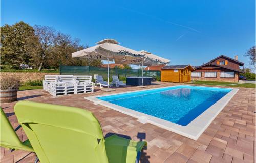 Swimming pool, Lovely Home In Kupinovac in Leticani