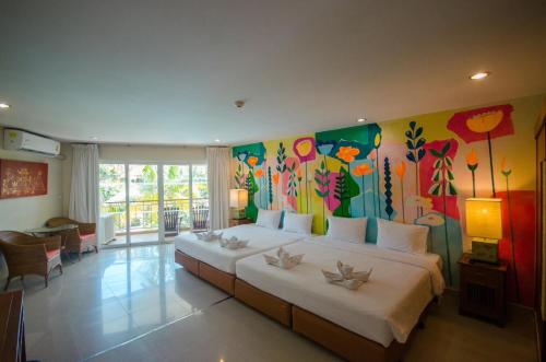 room detail thumbnail 0