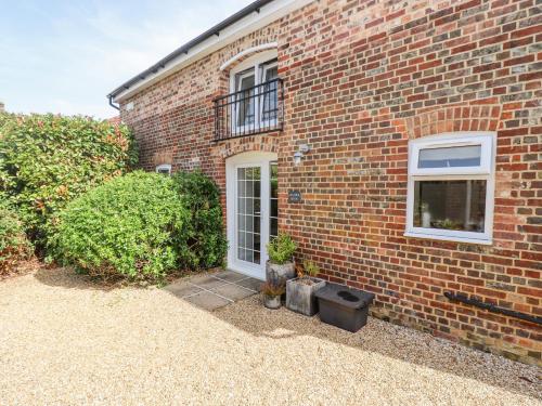 Nadder Barn Salisbury - main image