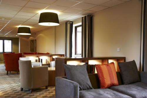 De Vere Staverton Estate - image 10