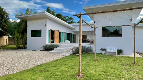 . LOCO Pool Villa by Patra Agaligotel
