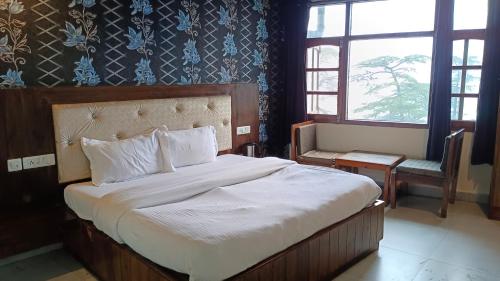 Shimla Royale B&B - Free Pickup from Railway Station Shimla