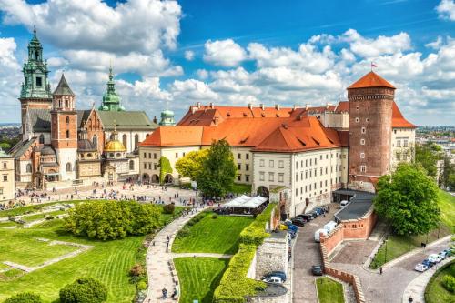 493032947 Holiday Inn Krakow City Centre by IHG