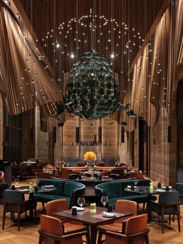 餐厅, 青岛美高梅酒店 (MGM Qingdao) in 青岛