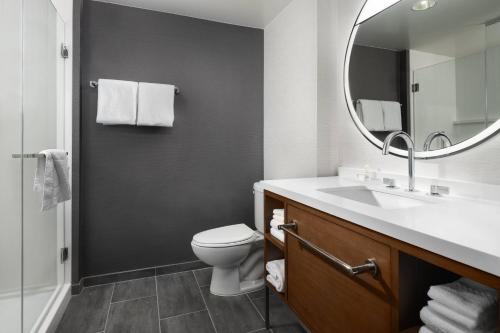 HOT Louis Vuitton Luxury Bathroom Set Shower Curtain Style 42 - Hothot