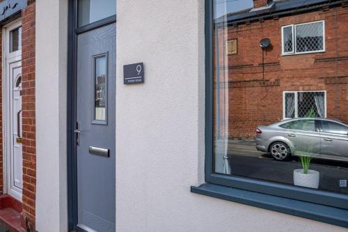 ทัศนียภาพภายนอกโรงแรม, Glasswing Stays Liquorice Lodge in คาสเทิลฟร์ด