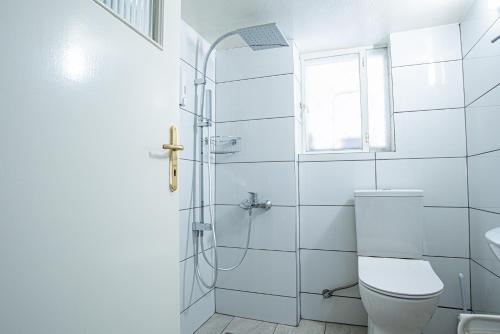 Hermes Apartments, 2 bedrooms, great facilities!, Athens (photo 6)
