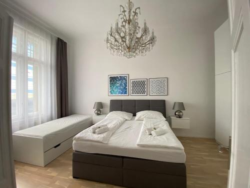 Top class apartment in old town 2 bedrooms, Прага (фото 3)