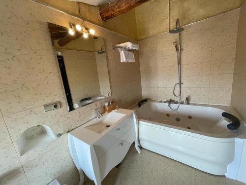 Vannas istaba, El Secreto del Jucar in Casas de Ves