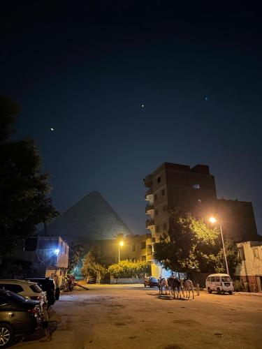 Cleopatra Pyramids Villa