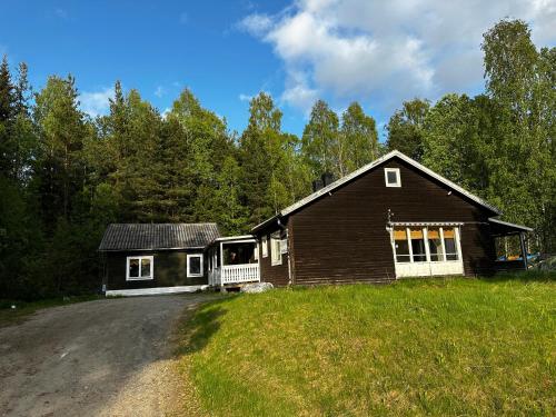 Bungalow Östavall Skogsvägen 20