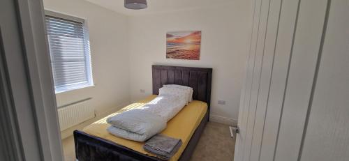 Brand new Entire 4-Bed House in Peterborough