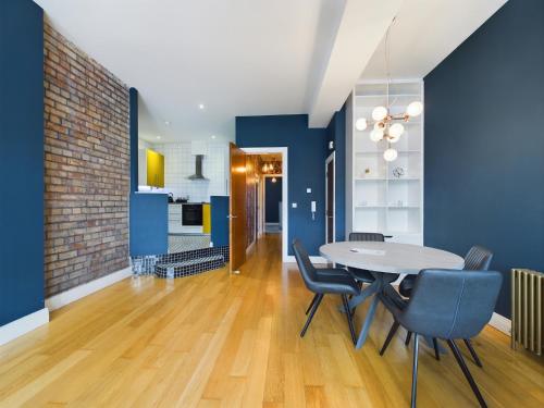 Fitzrovia Mansion Apartments in Belfast's Cathedral Quarter Room Type - Superior Apartment