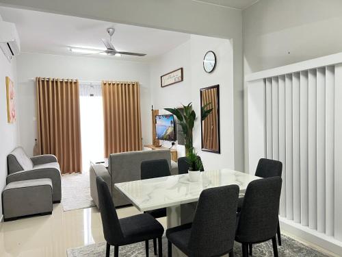 Terengganu Dreamscapes at Icon Residence, Spacious with Nature View in Kuala Terengganu