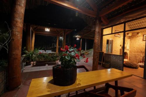 Restaurant, Cinnamon Eco Lodge in Bac Ha (Lao Cai)