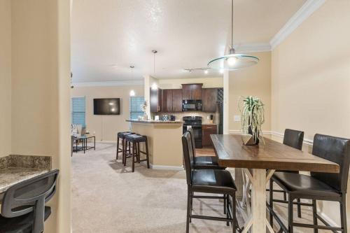 Lovely 1-bedroom apartment w/ Pool + Wi-Fi in Charlotte, USA