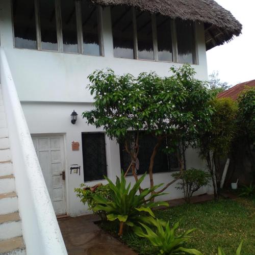 YASMIN VILLA WATAMU