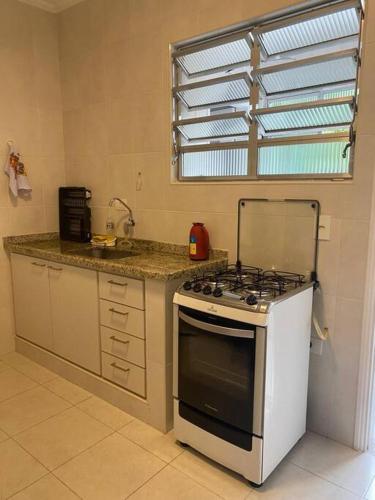 Apartamento Guarujá a 400mt da Praia da Enseada! (Apartamento Guaruja a 400mt da Praia da Enseada!) in Jardim Virginia