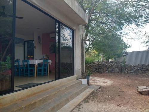 Casa de campo y arte en Zona Arqueológica Ake, con alberca. in Aké, Mexico